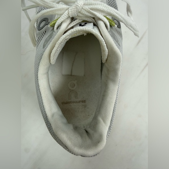 On Running Athletic Shoes - White, Silver and Neon Yellow  (chartreuse) size 7 - Picture 8 of 9